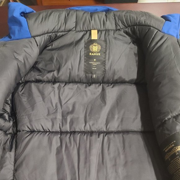 Kanuk Mont-Royal Parka Jacket - Picture 11 of 16